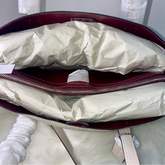 Coach 🤍 leather purse Hanna Carryall Bag New - Picture 4 of 15